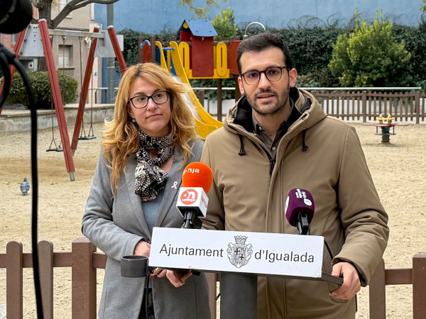 Igualada Som-hi impulsa el sistema de l'anàlisi de l'ADN per sancionar els excrements dels gossos a la via pública i fer una ciutat neta