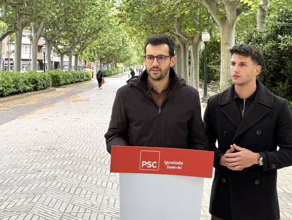 El PSC denuncia les caigudes que hi ha al Passeig i el “gravíssim” incompliment de Junts amb la seva reforma des de fa 7 anys